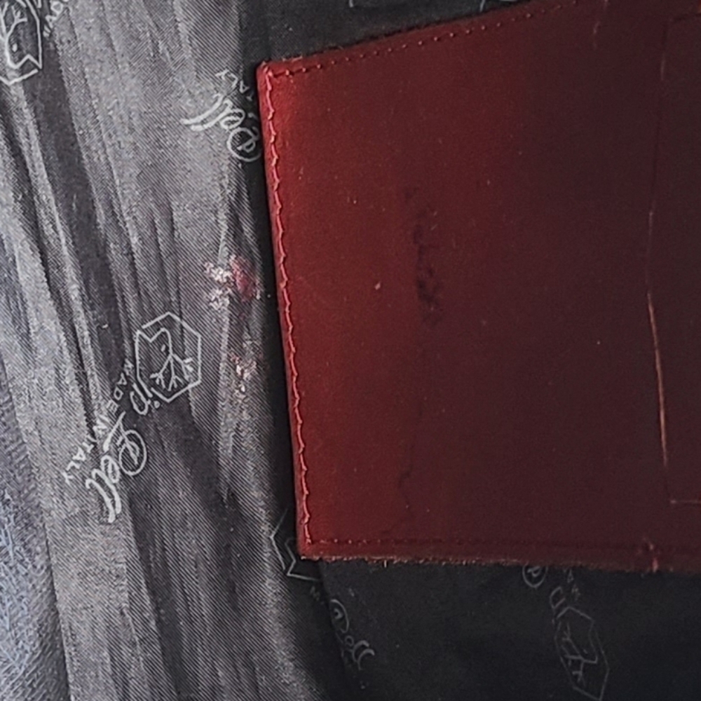 Valentina Red Leather Shoulder Bag - Picture 13 of 15